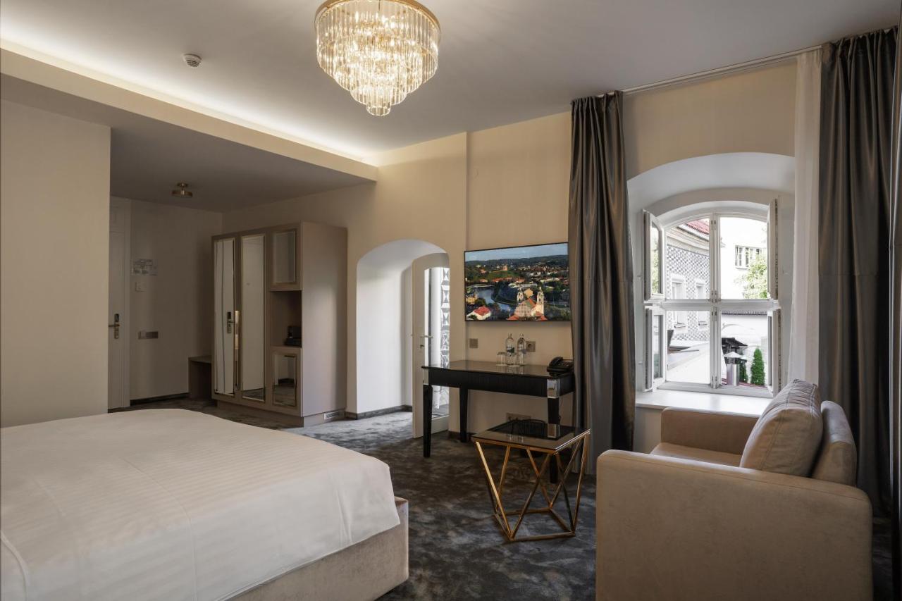 St Palace Hotel